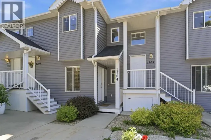 1704, 5220 50A Avenue, Sylvan Lake