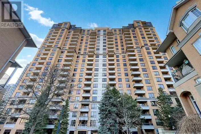 1705 - 18 SOMMERSET WAY, Toronto