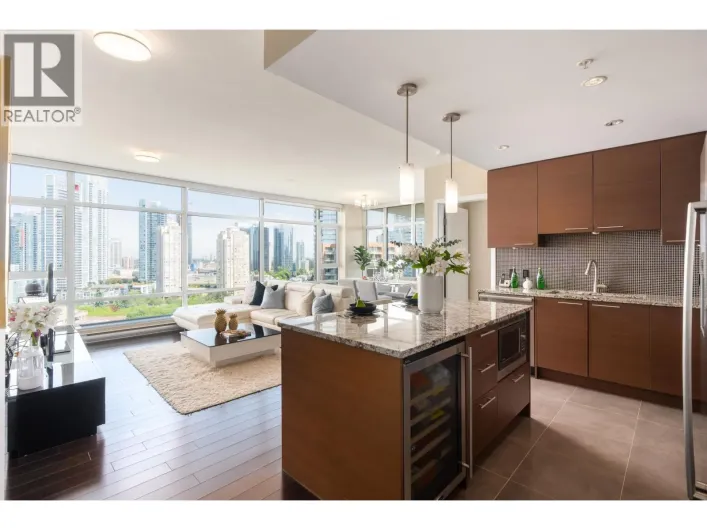 1705 6168 WILSON AVENUE, Burnaby