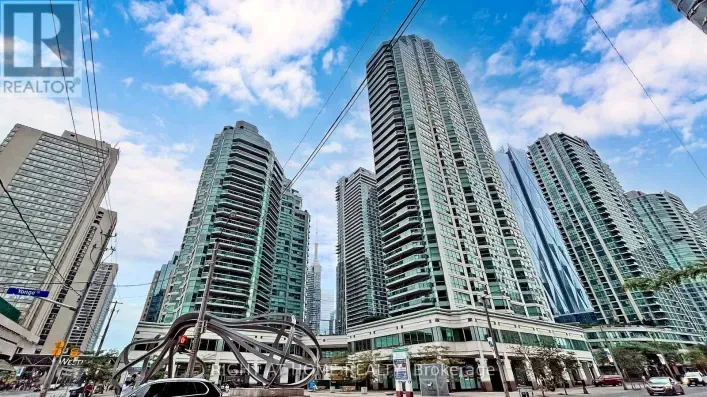 Apartment for sale: 1706 - 10 YONGE STREET, Toronto