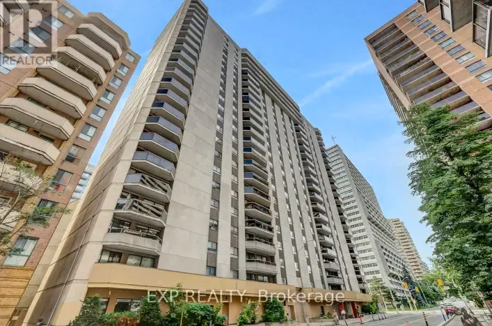Apartment for sale: 1706 - 470 LAURIER STREET W, Ottawa