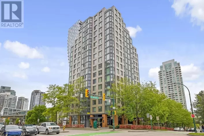 1706 888 PACIFIC STREET, Vancouver
