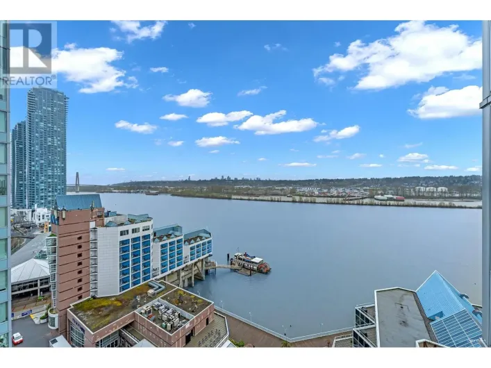 1709 988 QUAYSIDE DRIVE, New Westminster