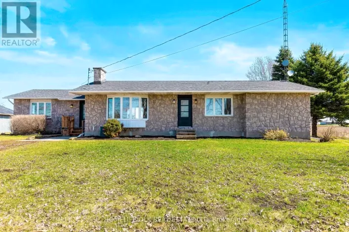House for sale: 1709 COUNTY RD 31 ROAD, North Dundas