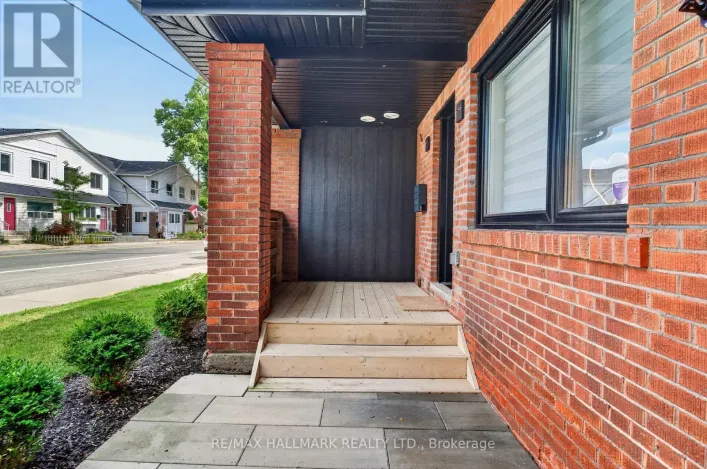 1709 DUNDAS STREET E, Toronto