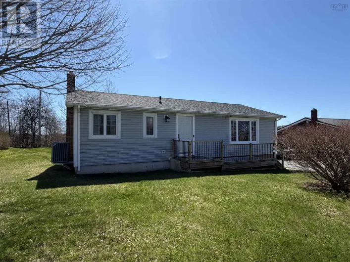 171 Centennial Avenue, Lunenburg