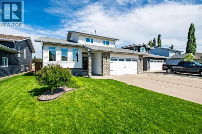 171 Douglas Avenue, Red Deer