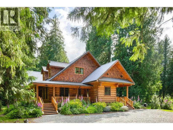 1710 HIGHWAY 99, Pemberton