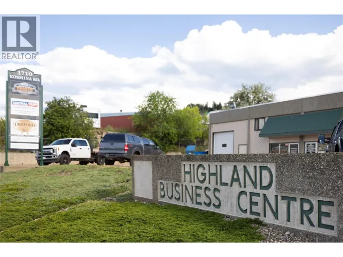1710 Kosmina Road Unit# 102, Vernon