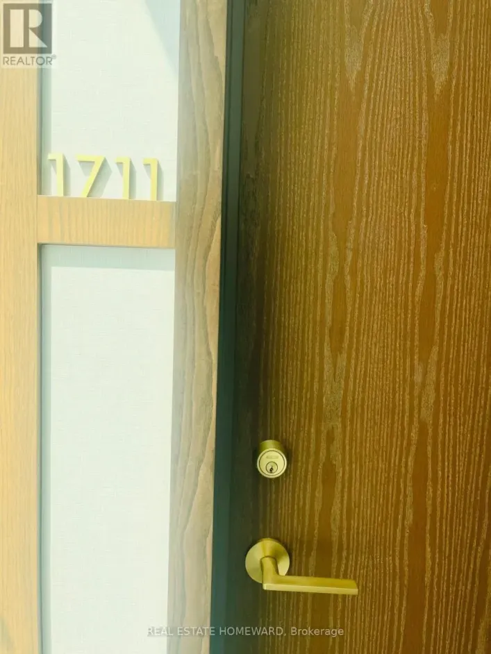 1711 - 1000 PORTAGE PARKWAY, Vaughan