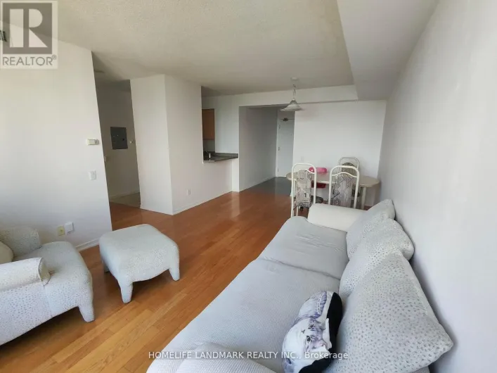 1711 - 8 HILLCREST AVENUE, Toronto