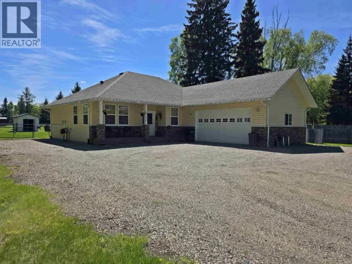 1711 MAPLE DRIVE, Quesnel