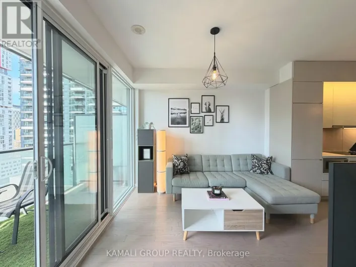 1712 - 101 PETER STREET, Toronto