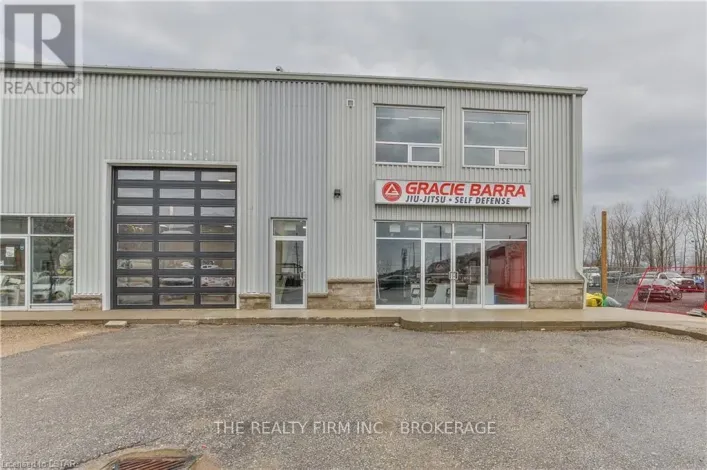 1712 HYDE PARK ROAD, London North