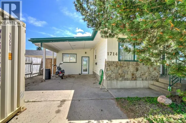 1714 15 Avenue N, Lethbridge