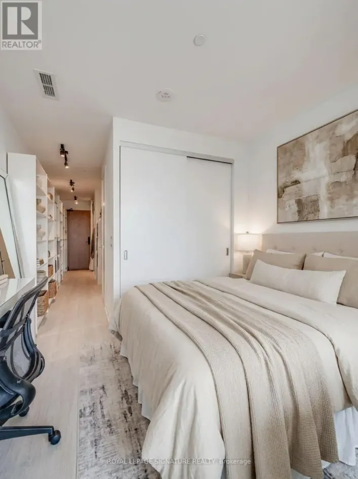 1714 - 195 MCCAUL STREET, Toronto