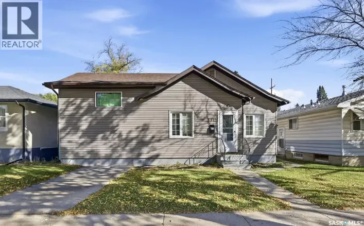 House for sale: 1715 Broadway AVENUE, Saskatoon
