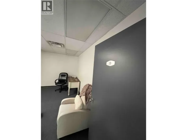 1715 Dickson Avenue Unit# 210, Kelowna