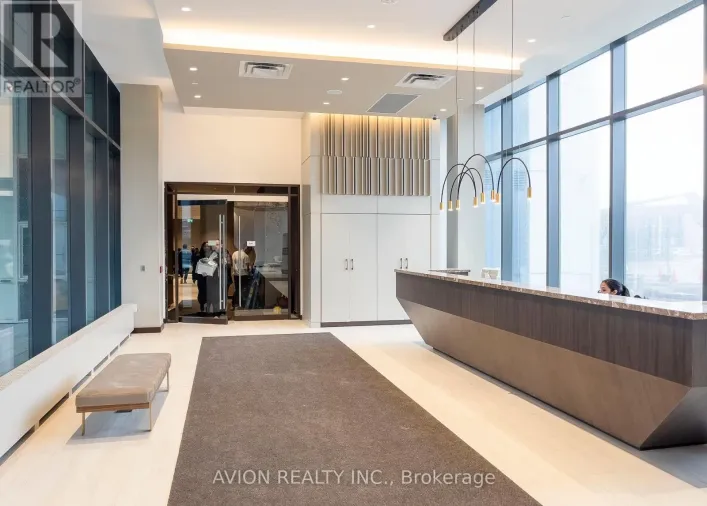 1716 - 10 HONEYCRISP CRES CRESCENT, Vaughan