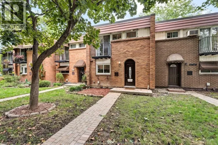 1716 EASTGATE ESTATES, Windsor