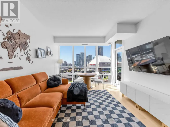 1717 - 25 LOWER SIMCOE STREET, Toronto