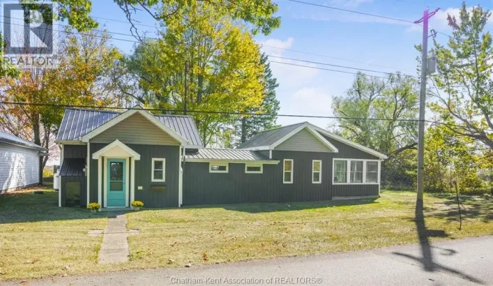 17178 Lakeshore ROAD, Rondeau Park