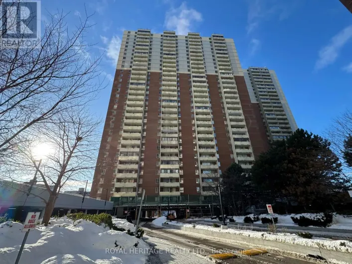 1719 - 1 MASSEY SQUARE, Toronto