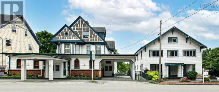 172, 184, 194 King Street, Windsor