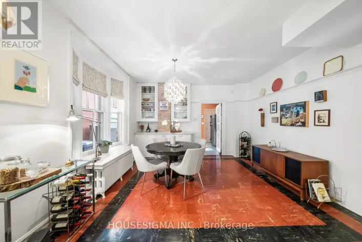 172 ASHDALE AVENUE, Toronto