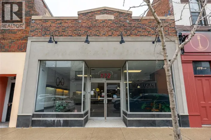 172 CHRISTINA STREET, Sarnia