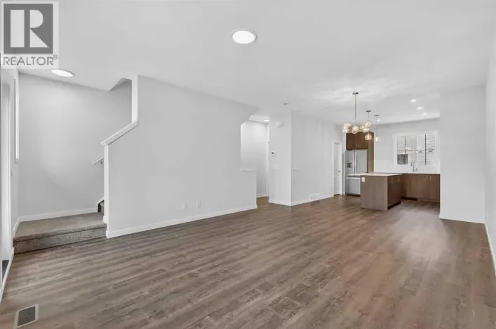 172 Hotchkiss Common SE, Calgary