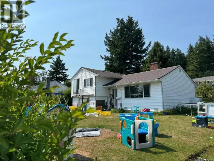 172 MCLEAN St, Campbell River