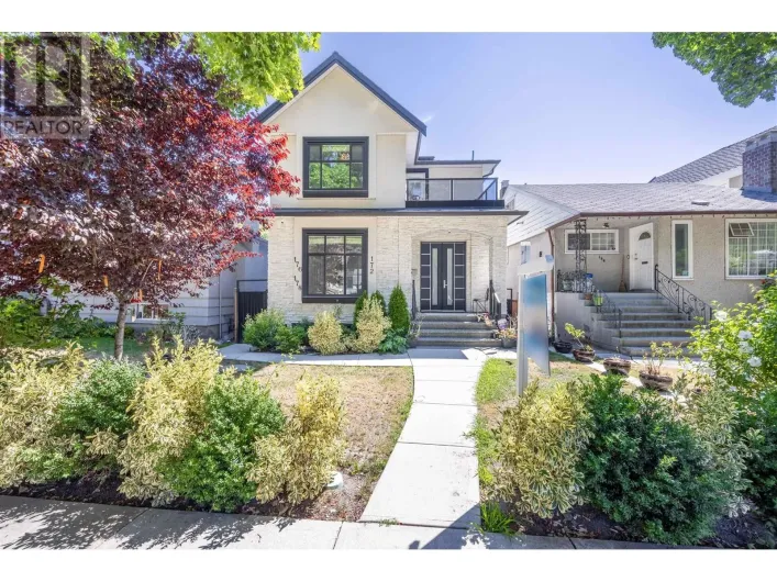 172 ONTARIO PLACE, Vancouver