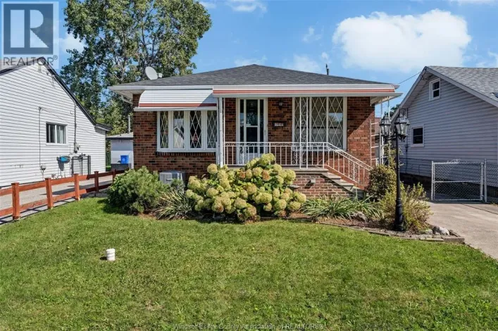 1720 Central AVENUE, Windsor