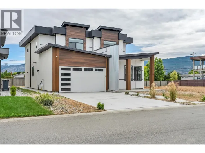 1720 Treffry Place, Summerland