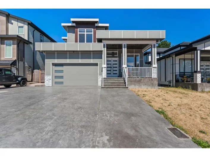 17223 59 AVENUE, Surrey