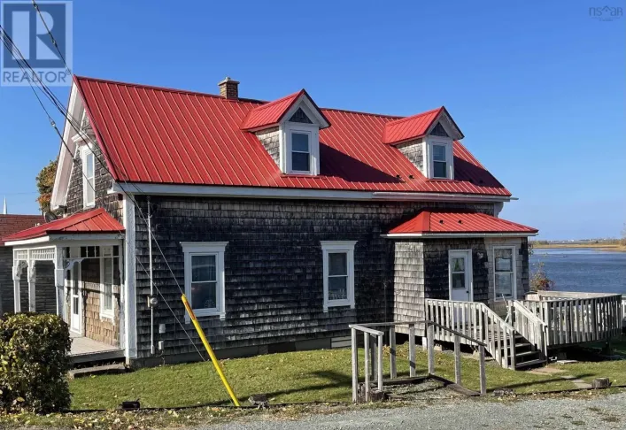 1729 Highway 6, River John