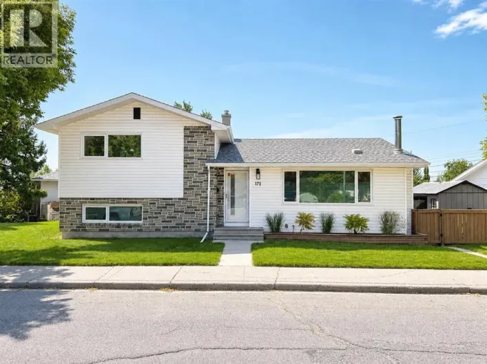 173 Cornwallis Drive NW, Calgary