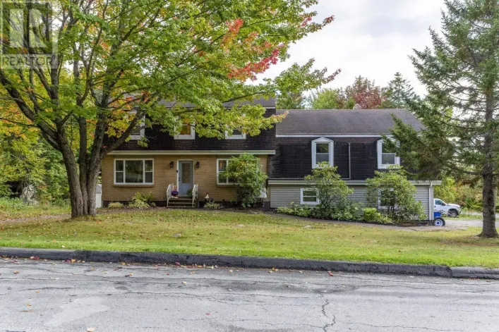 173 Richardson Drive, Fall River