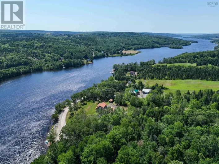 1731 West Side Lochaber Road, North Lochaber