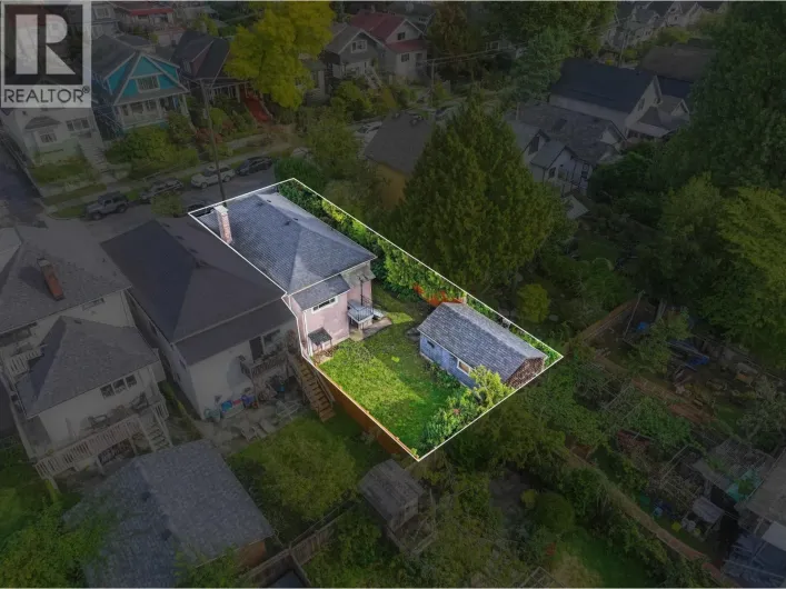 1732 E 3RD AVENUE, Vancouver