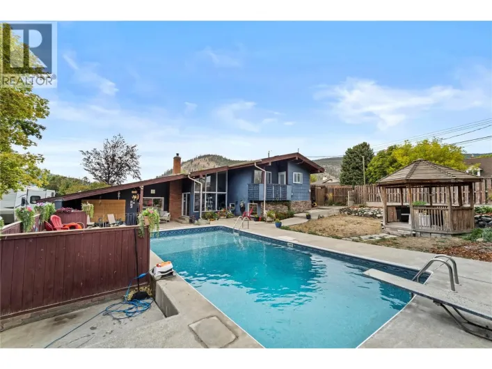 1732 GRANITE Avenue, Merritt