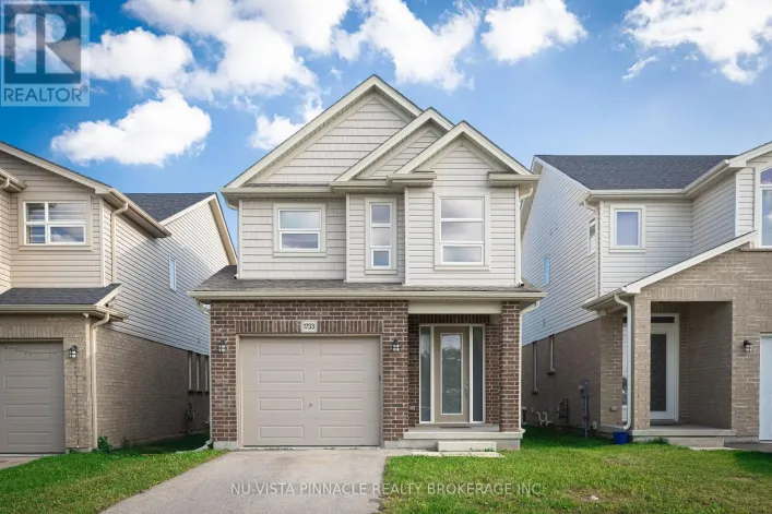 1733 O'HANLAN CROSSING, London North