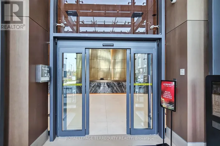 1735 - 20 INN ON THE PK DR DRIVE, Toronto