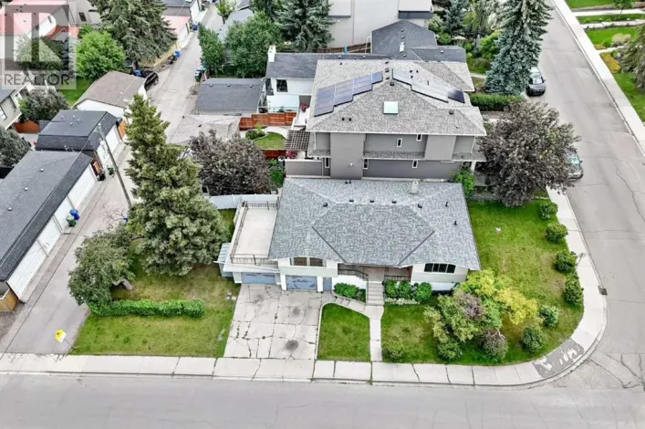 1735 38 Avenue SW, Calgary