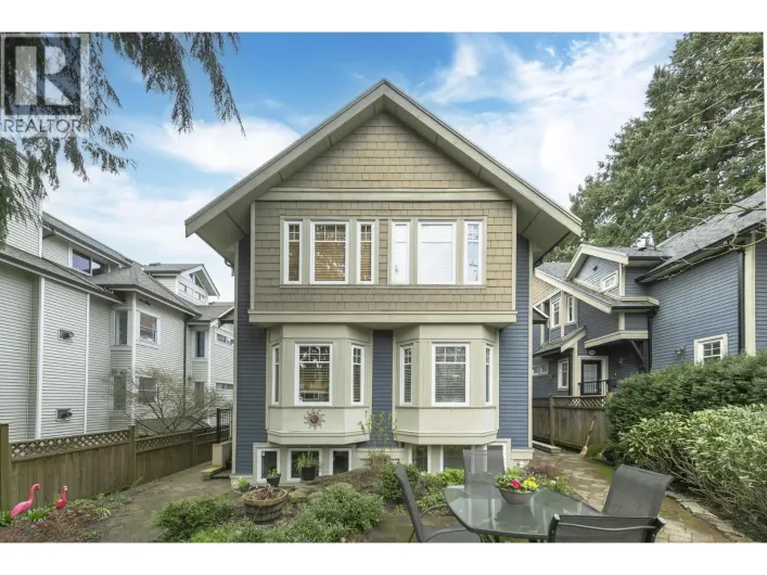 1737 FRANCES STREET, Vancouver