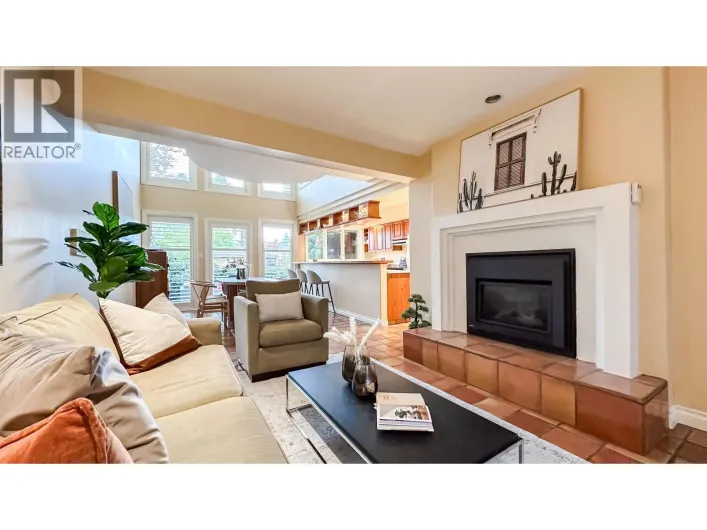 1737 W 16TH AVENUE, Vancouver