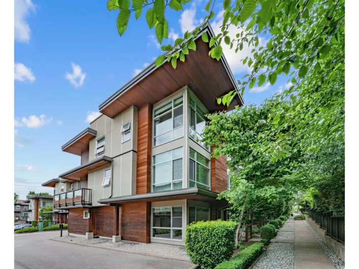 174 2228 162 STREET, Surrey