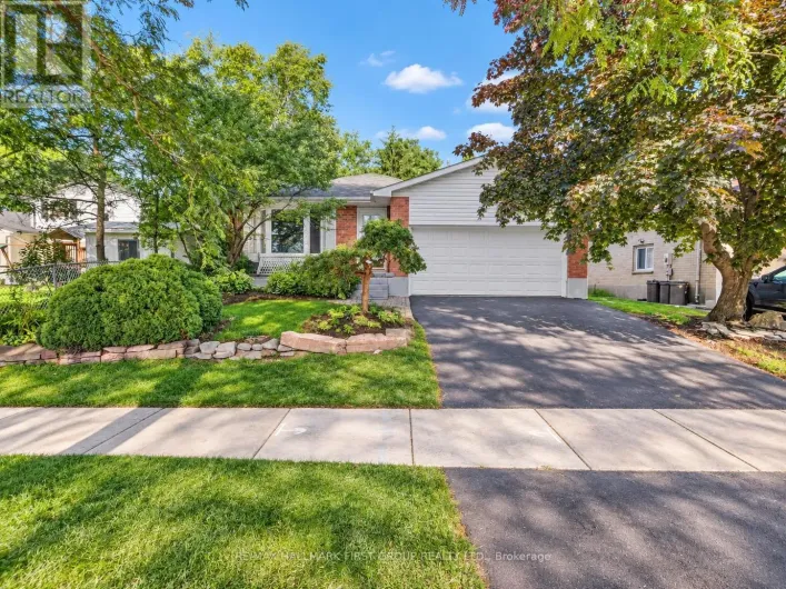 174 HIGHVIEW AVENUE E, London South