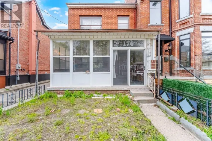 174 LANSDOWNE AVENUE, Toronto